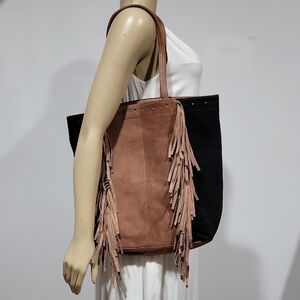 Danielle Nicole New York Large Western Vibe Fringed Leather Bag